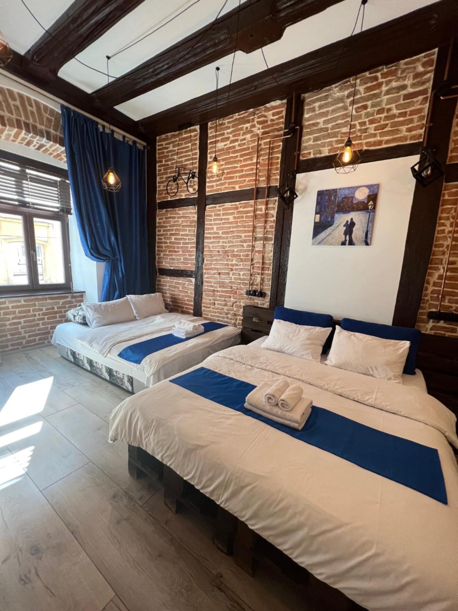 Ferienwohnung Cozy Loft В Самому Центрі Львова Exterior foto